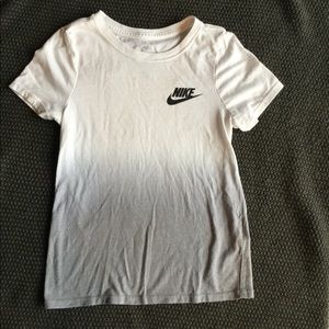 Nike t shirt size xs